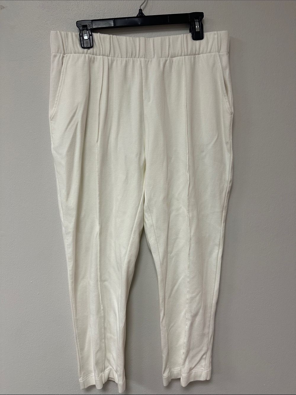 Cream Knit Tapered Pants